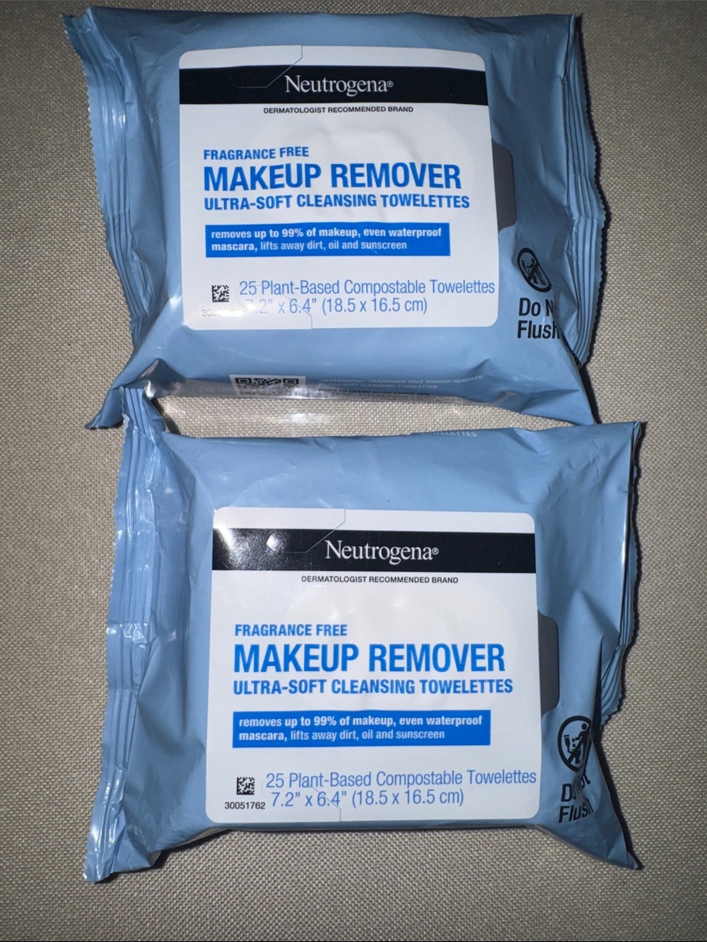 Neutrogena fragrance free Makeup Remover ultra soft cleansing Towelettes